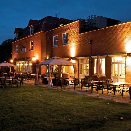 The Pinewood Hotel Slough Exteriér fotografie