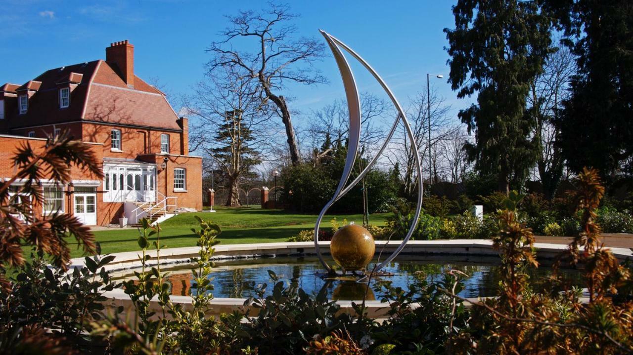 The Pinewood Hotel Slough Exteriér fotografie